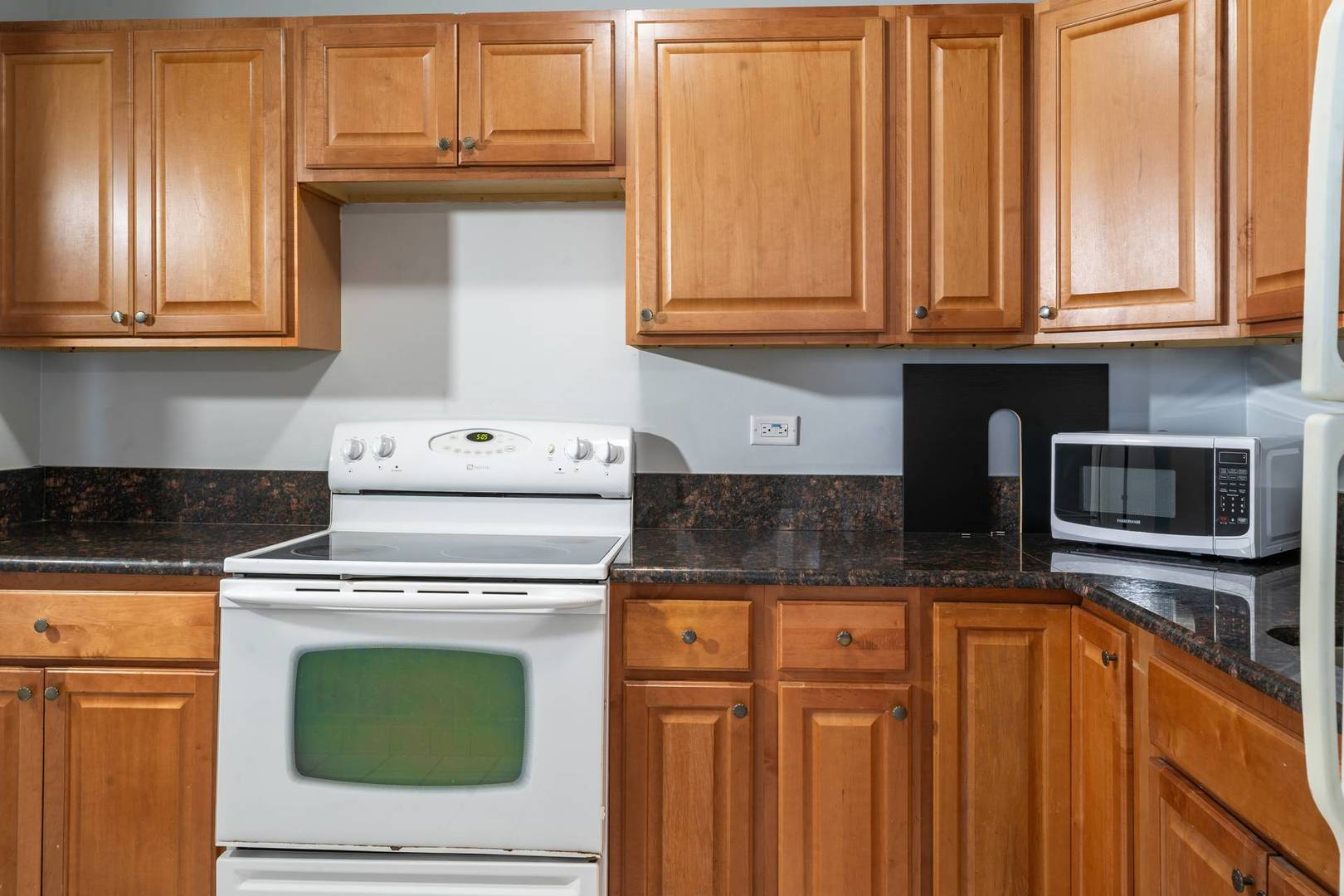 6301 North Sheridan Road, Unit 11N Chicago, IL 60660 - Photo 20 of 27 Gallery Image 20