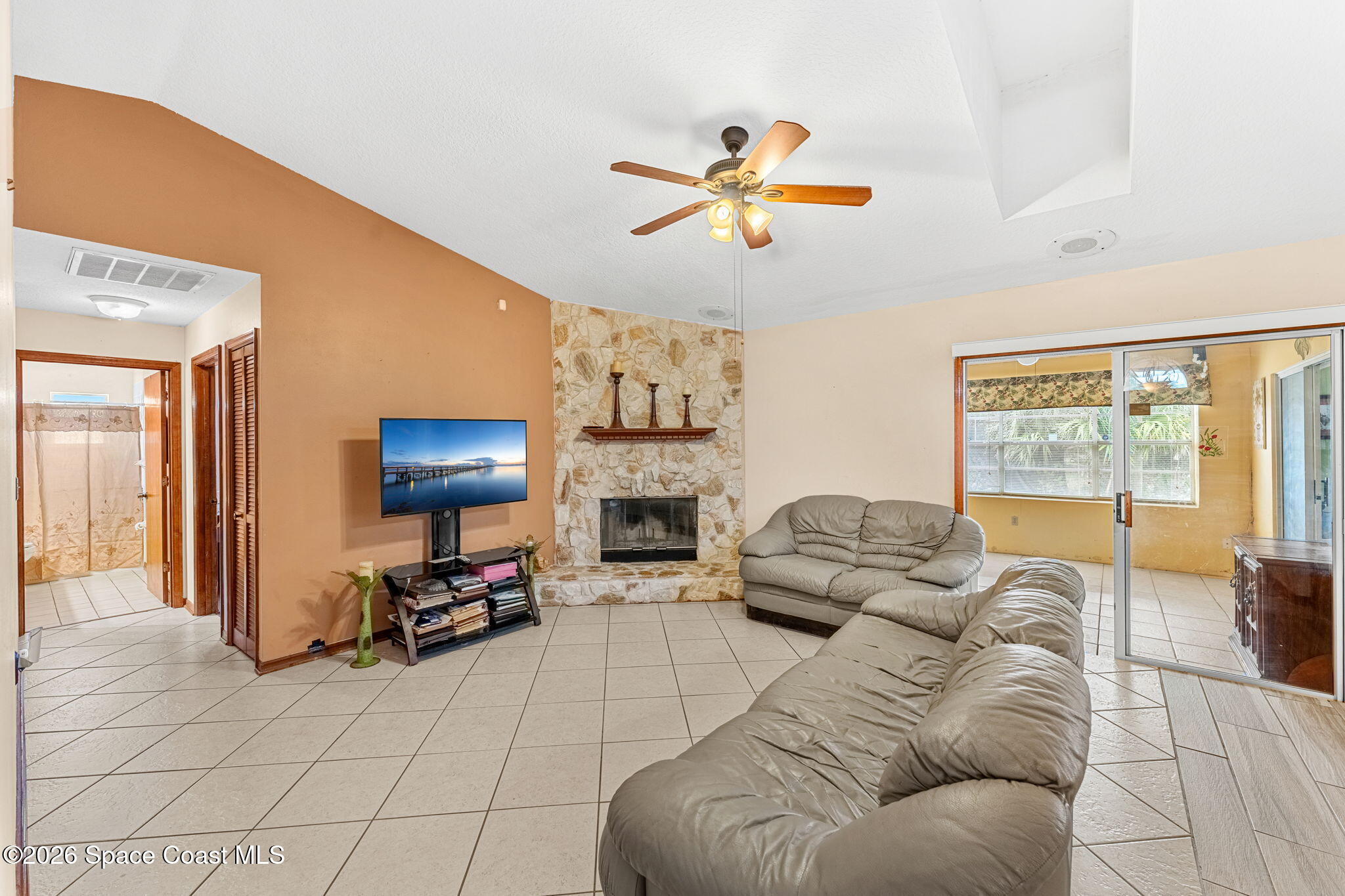 597 Balcom Terrace Southeast Palm Bay, FL 32909 - Photo 13 of 47 Living Room Views