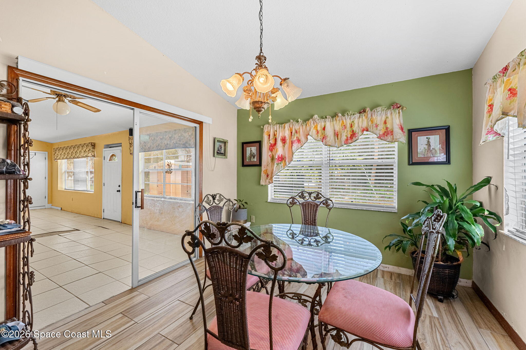 597 Balcom Terrace Southeast Palm Bay, FL 32909 - Photo 8 of 47 Breakfast Nook Views