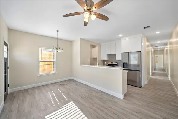 $1,699 | 5618 Ridgeway Drive, Unit B, Houston, TX 77033