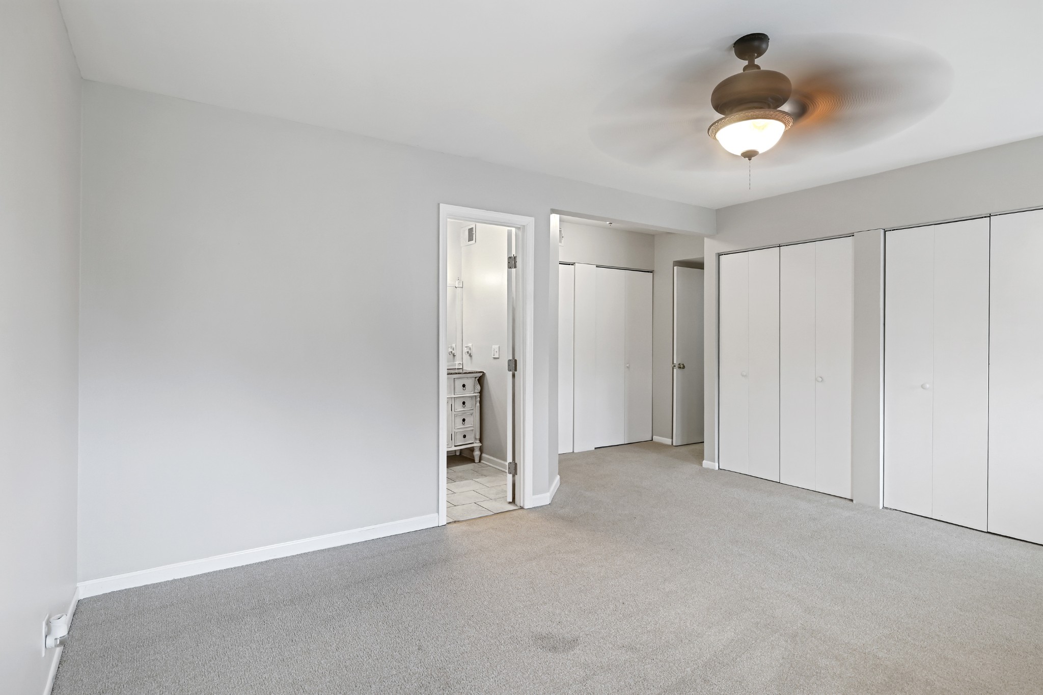 1900 Richard Jones Road, Unit V10 Nashville, TN 37215 - Photo 20 of 49 a view of an empty room