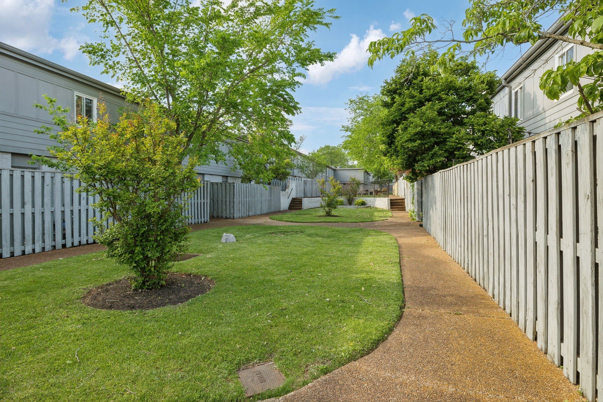 1900 Richard Jones Road, Unit V10 Nashville, TN 37215 - Photo 33 of 49 a view of a house with a park
