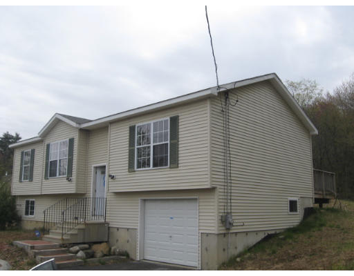 331 North Brookfield Road Barre, MA 01005 - Photo 1 of 1 a backyard of a house