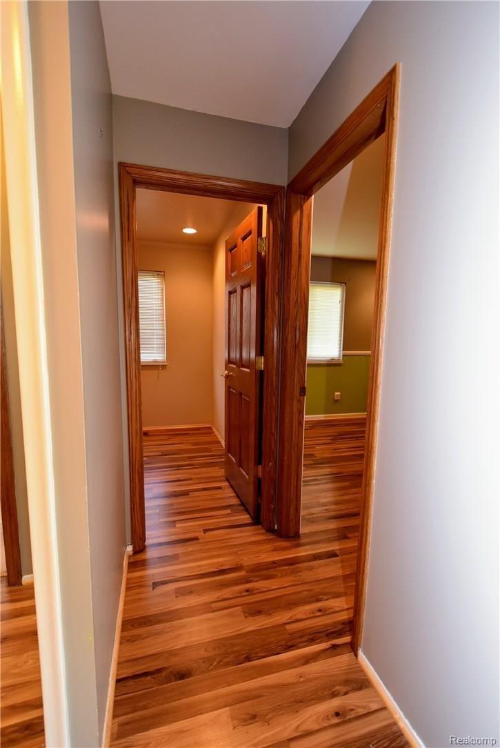 1418 Belsay Road Burton, MI 48509 - Photo 22 of 39 DSC_5540.jpg