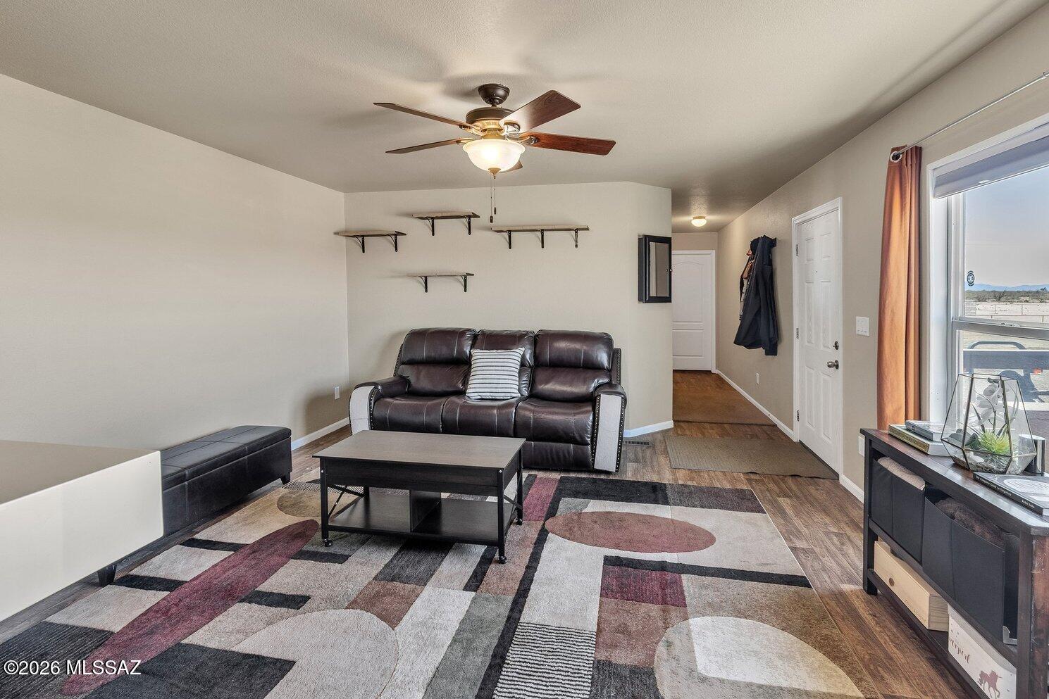 8845 Ghost Ranch Road Marana, AZ 85653 - Photo 7 of 39 Livingroom