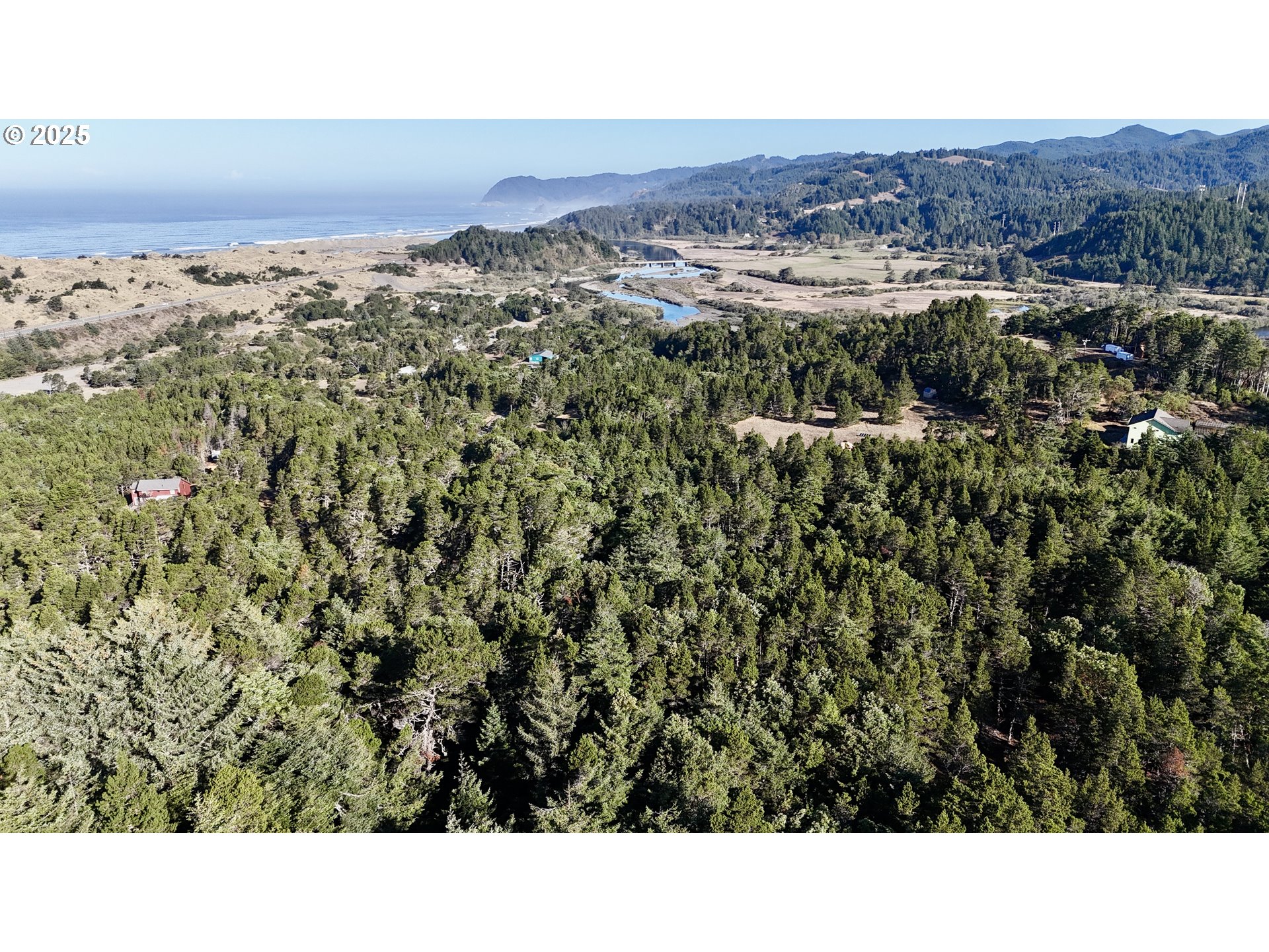 Carpenterville Road, Unit 41/42 Brookings, OR 97415 - Photo 21 of 32 a view of a city