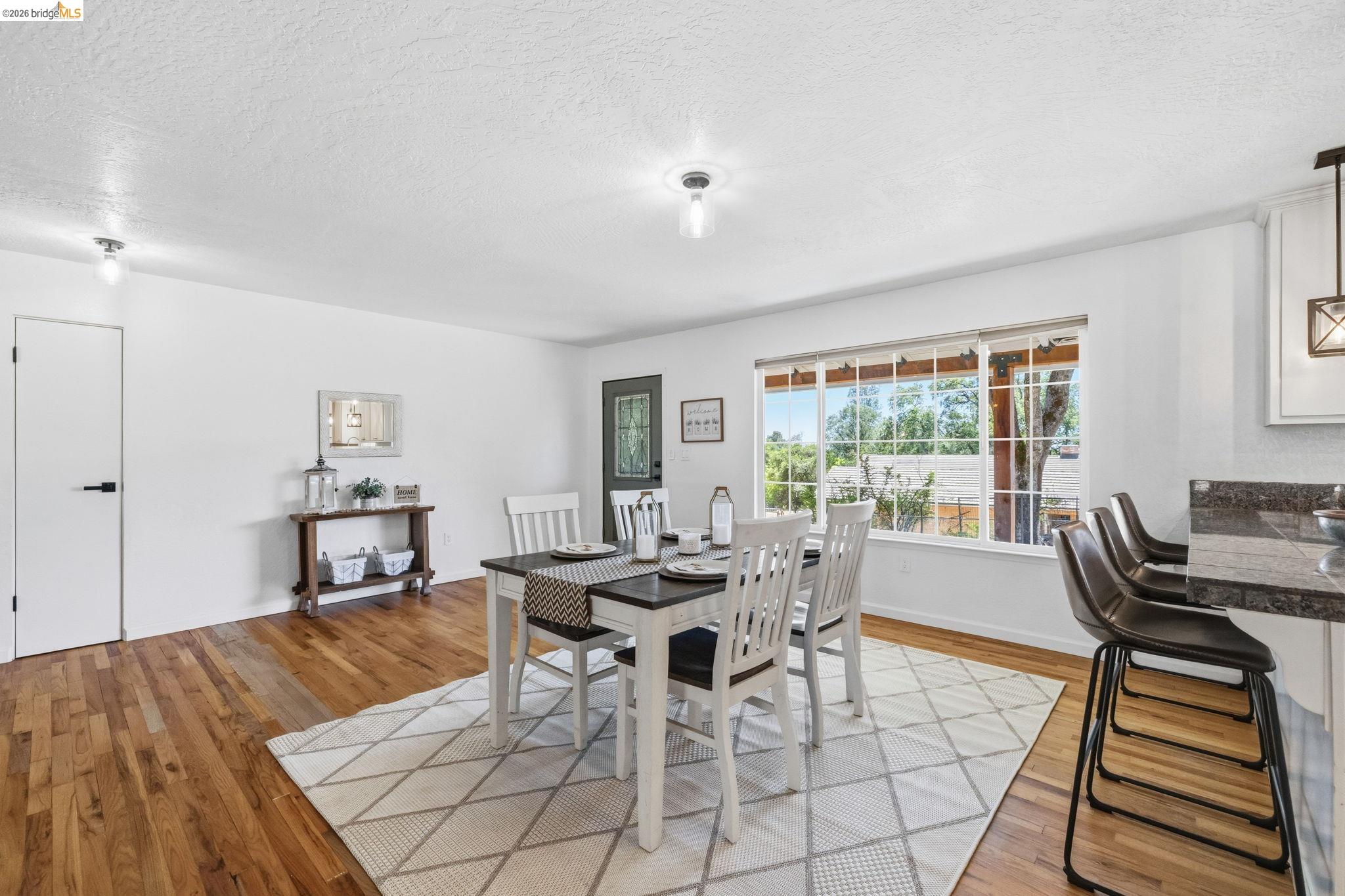 20365 Phoenix Lake Road Sonora, CA 95370 - Photo 4 of 38