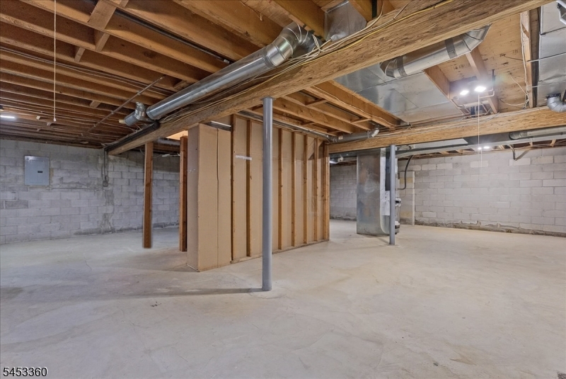 23 Crescent Road Old Bridge, NJ 08857 - Photo 22 of 39 Gallery Image 22