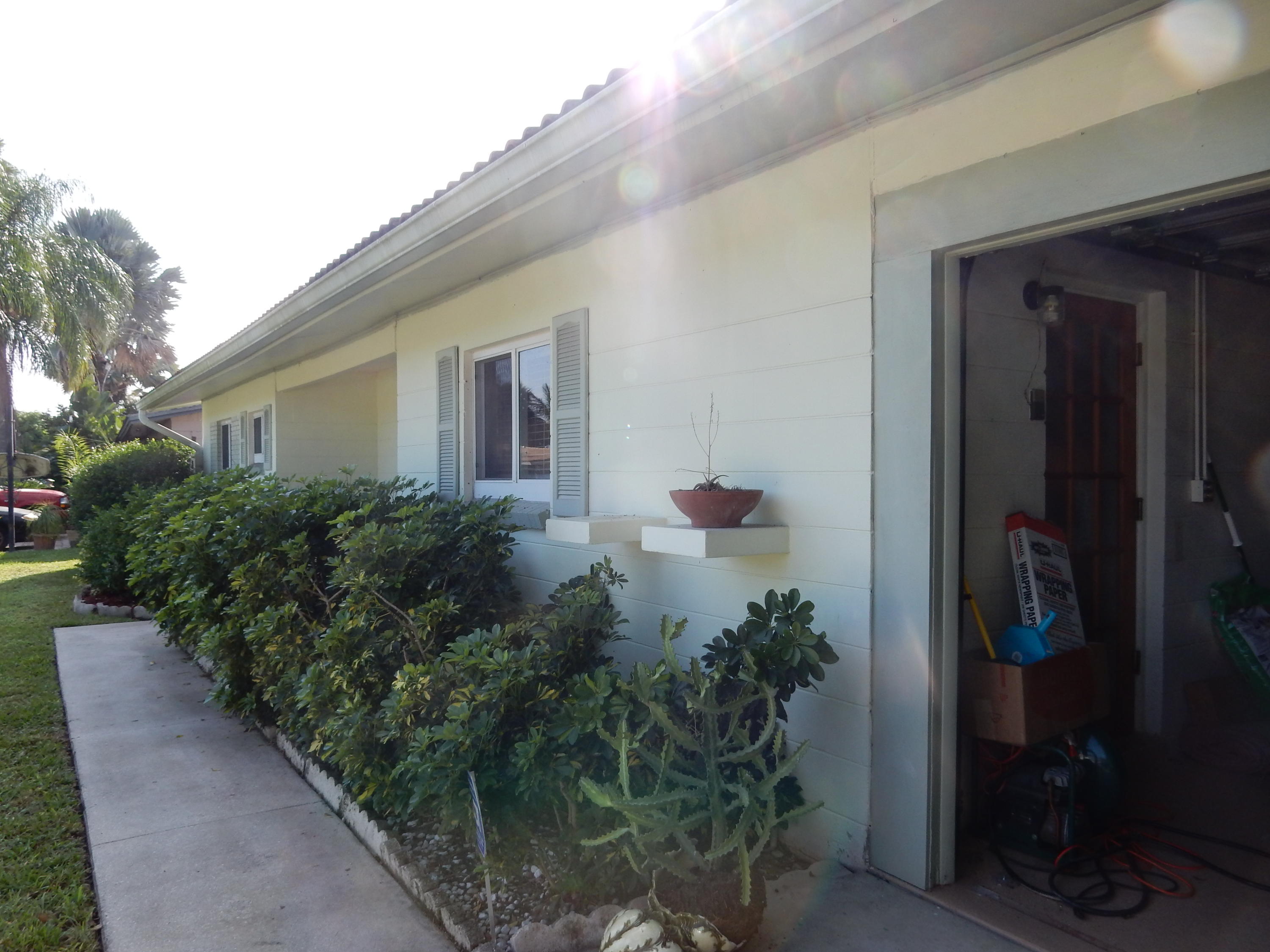 20 Forest Hills Lane Boca Raton, FL 33431 - Photo 20 of 36 20 front