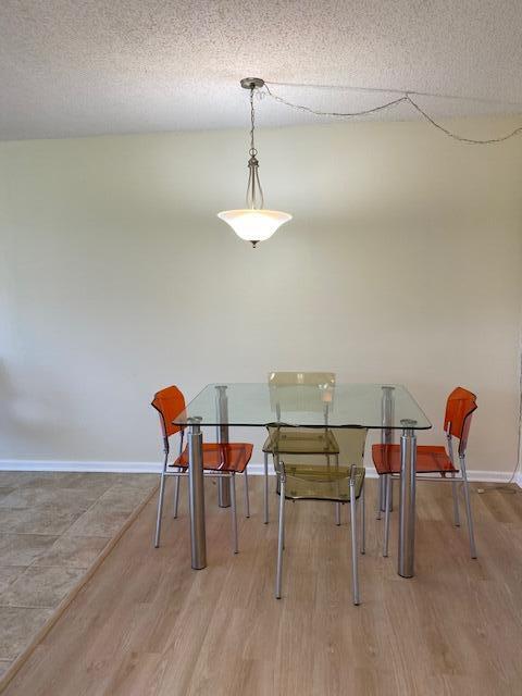 387 Brighton J Boca Raton, FL 33434 - Photo 4 of 12 5