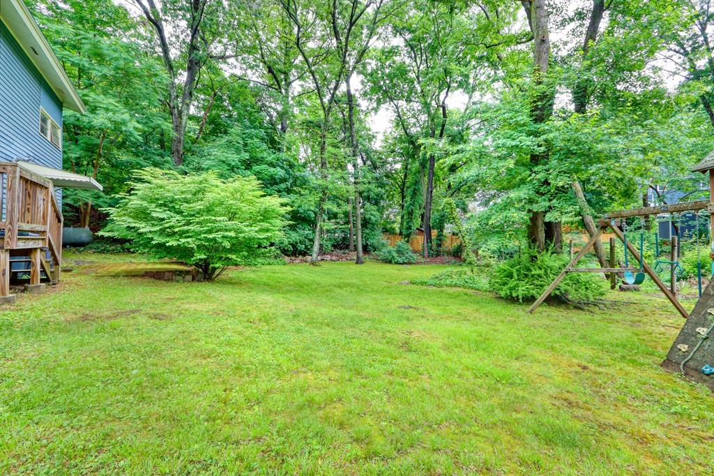 110 Croft Regis Road Westwood, MA 02090 - Photo 23 of 24 Gallery Image 23