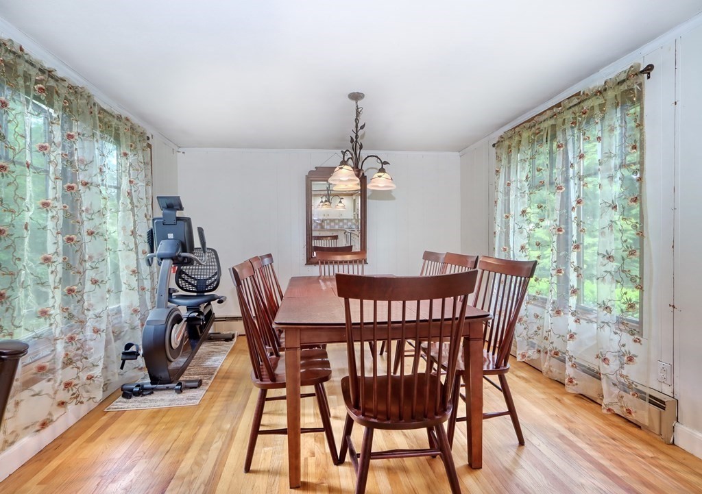 110 Croft Regis Road Westwood, MA 02090 - Photo 8 of 24 Gallery Image 8