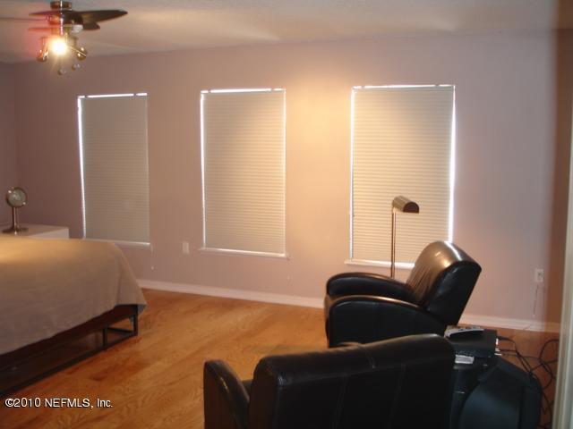 76256 Longleaf Loop Yulee, FL 32097 - Photo 9 of 19 76265 Long Leaf Loop 081_640x480