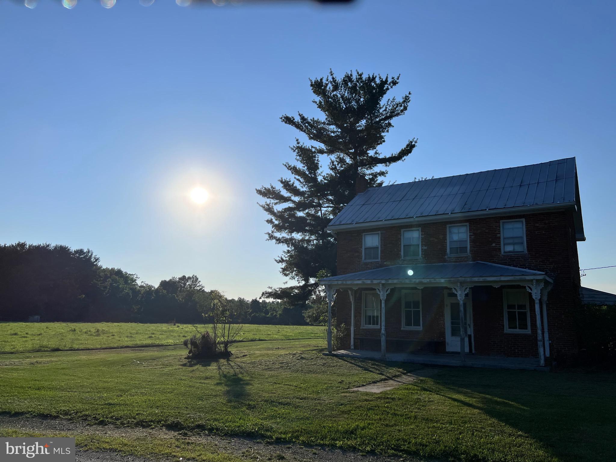 21156 San Mar Road Boonsboro, MD 21713 - Photo 4 of 14 Gallery Image 4