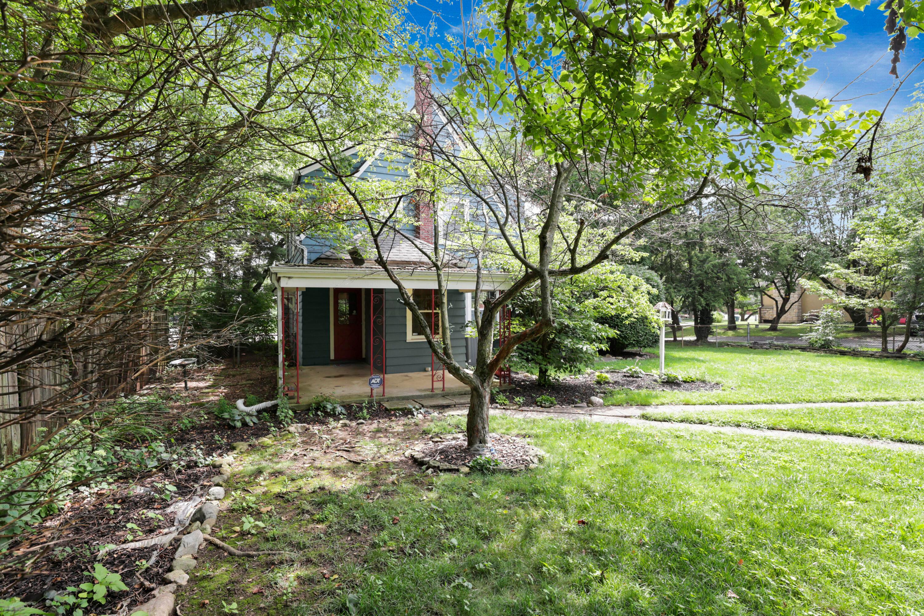 297 South James Road Columbus, OH 43213 - Photo 39 of 45 46-print-011A7705