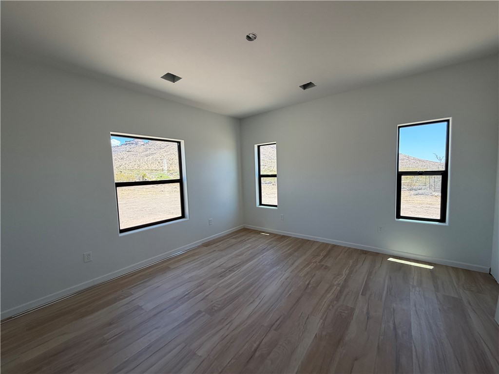 460 Kelvin Road Golden Valley, AZ 86413 - Photo 14 of 44