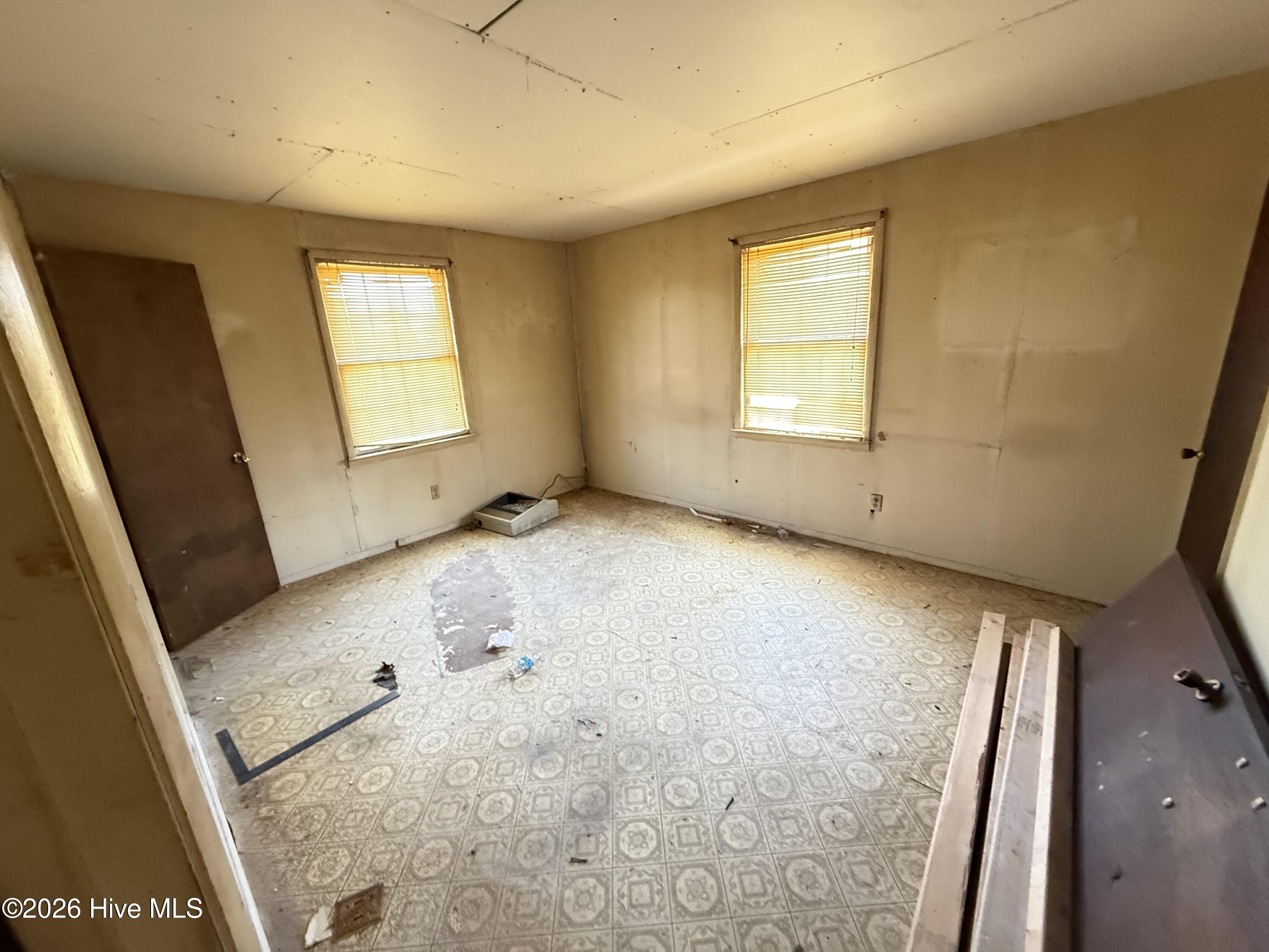 201 County Road Mount Olive, NC 28365 - Photo 2 of 9