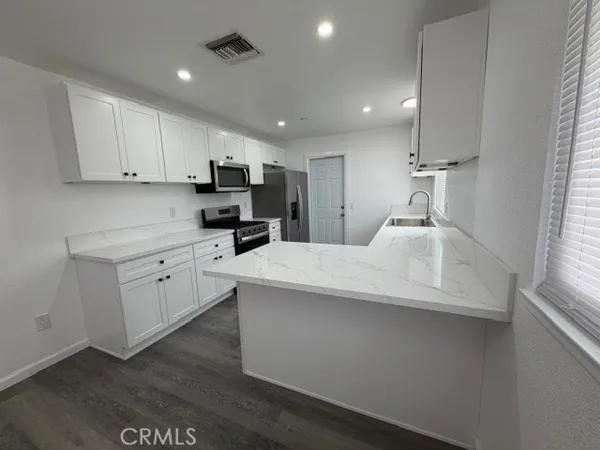 $352,000 | 31060 Balsa Avenue, Barstow, CA 92311