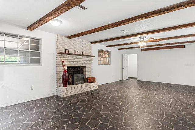 $290,000 | 600 10th Street, Daytona Beach, FL 32117