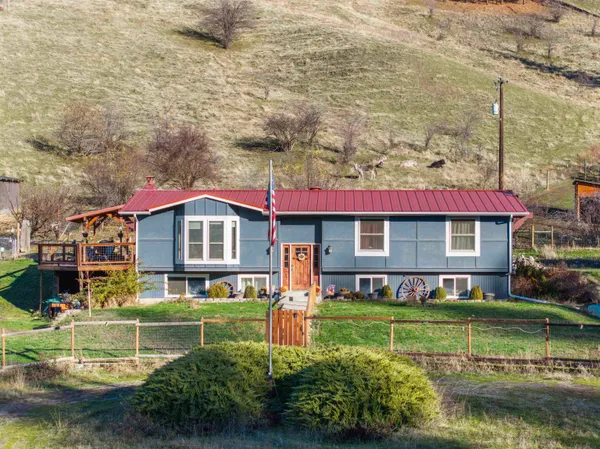 $1,197,000 | Undisclosed Address, Gifford, WA 99131