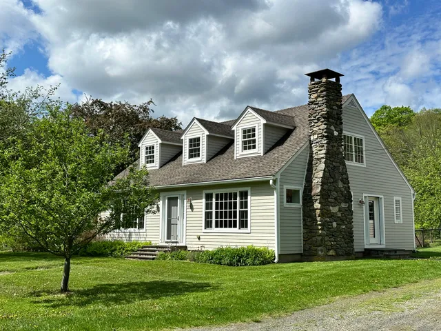 $795,000 | 1786 South Undermountain Road, Sheffield, MA 01257