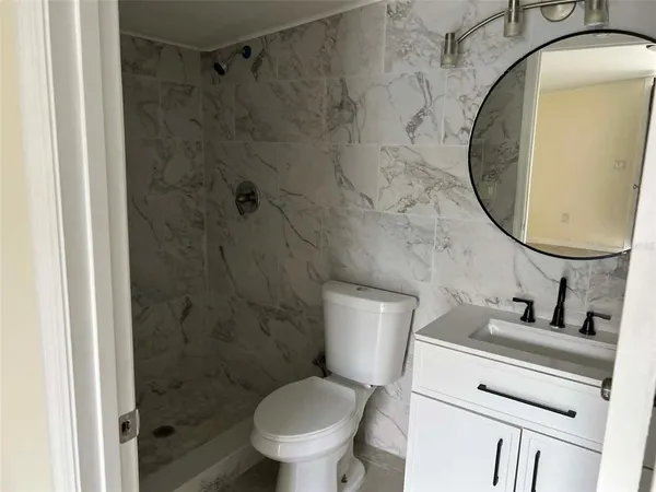 $1,900 | 682 Walkup Drive, Orlando, FL 32808