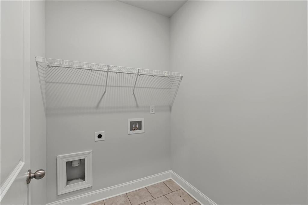 3455 Spring Pl Court Loganville, GA 30052 - Photo 7 of 42