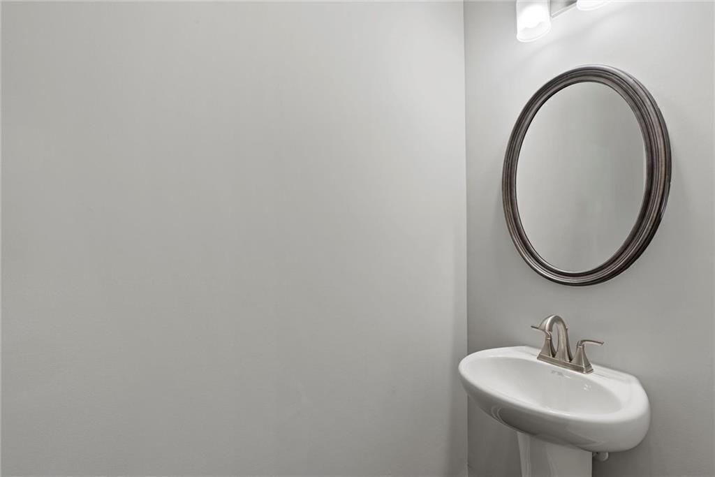 3455 Spring Pl Court Loganville, GA 30052 - Photo 8 of 42