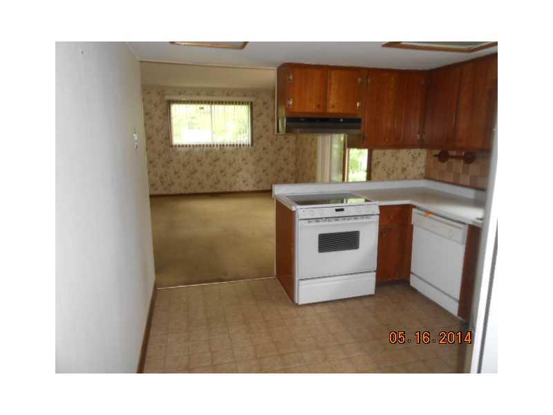 358 North Raceway Road Indianapolis, IN 46234 - Photo 6 of 10 Gallery Image 6
