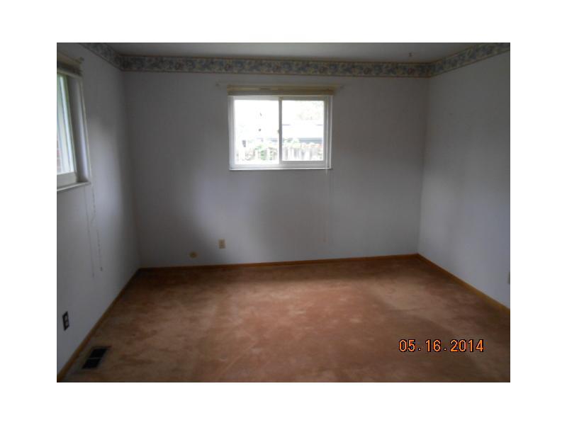 358 North Raceway Road Indianapolis, IN 46234 - Photo 7 of 10 Gallery Image 7