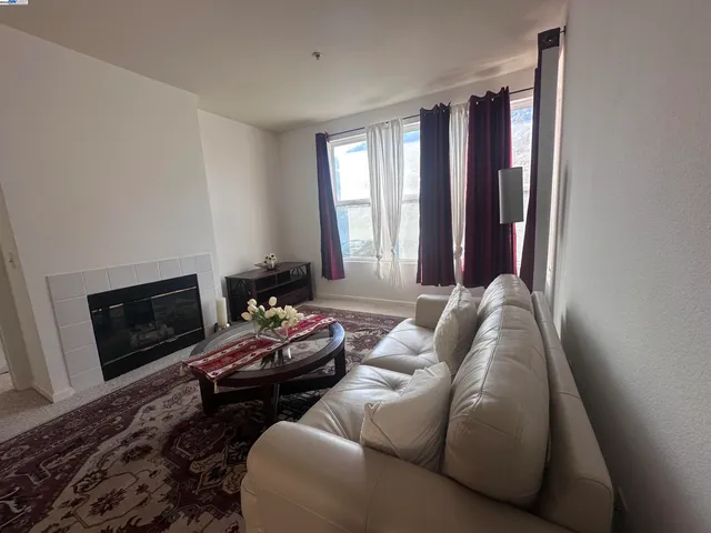 $699,000 | 1 Crescent Way, Unit 1402, San Francisco, CA 94134