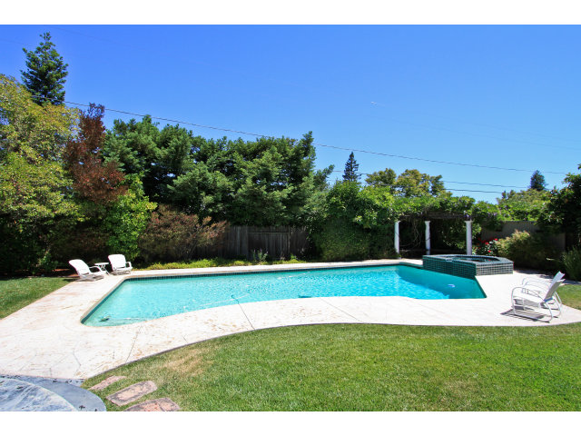 205 Galli Drive Los Altos, CA 94022 - Photo 20 of 20 a view of a tennis court