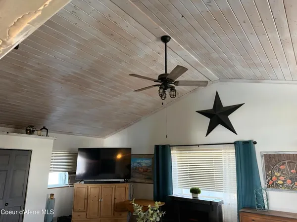 $465,000 | 906 East Glacier Peak Drive, Post Falls, ID 83854
