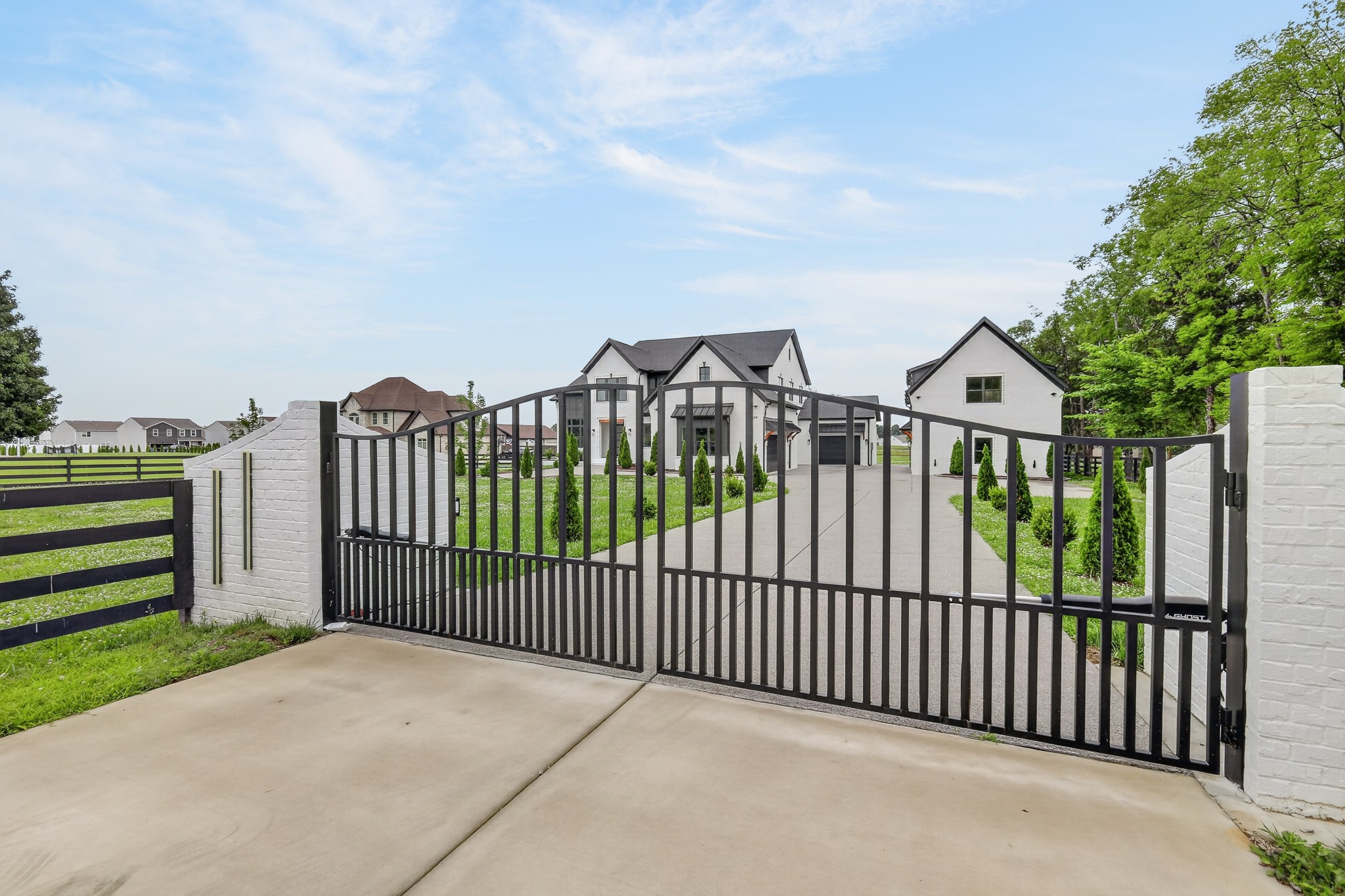 360 Rucker Road Murfreesboro, TN 37127 - Photo 2 of 61
