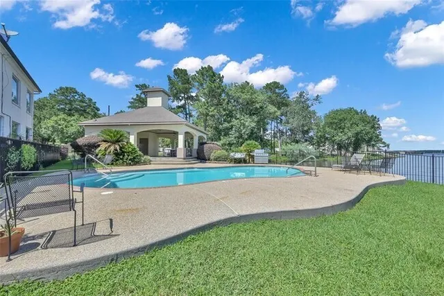 $3,100 | 16804 Falcon Sound Drive, Montgomery, TX 77356