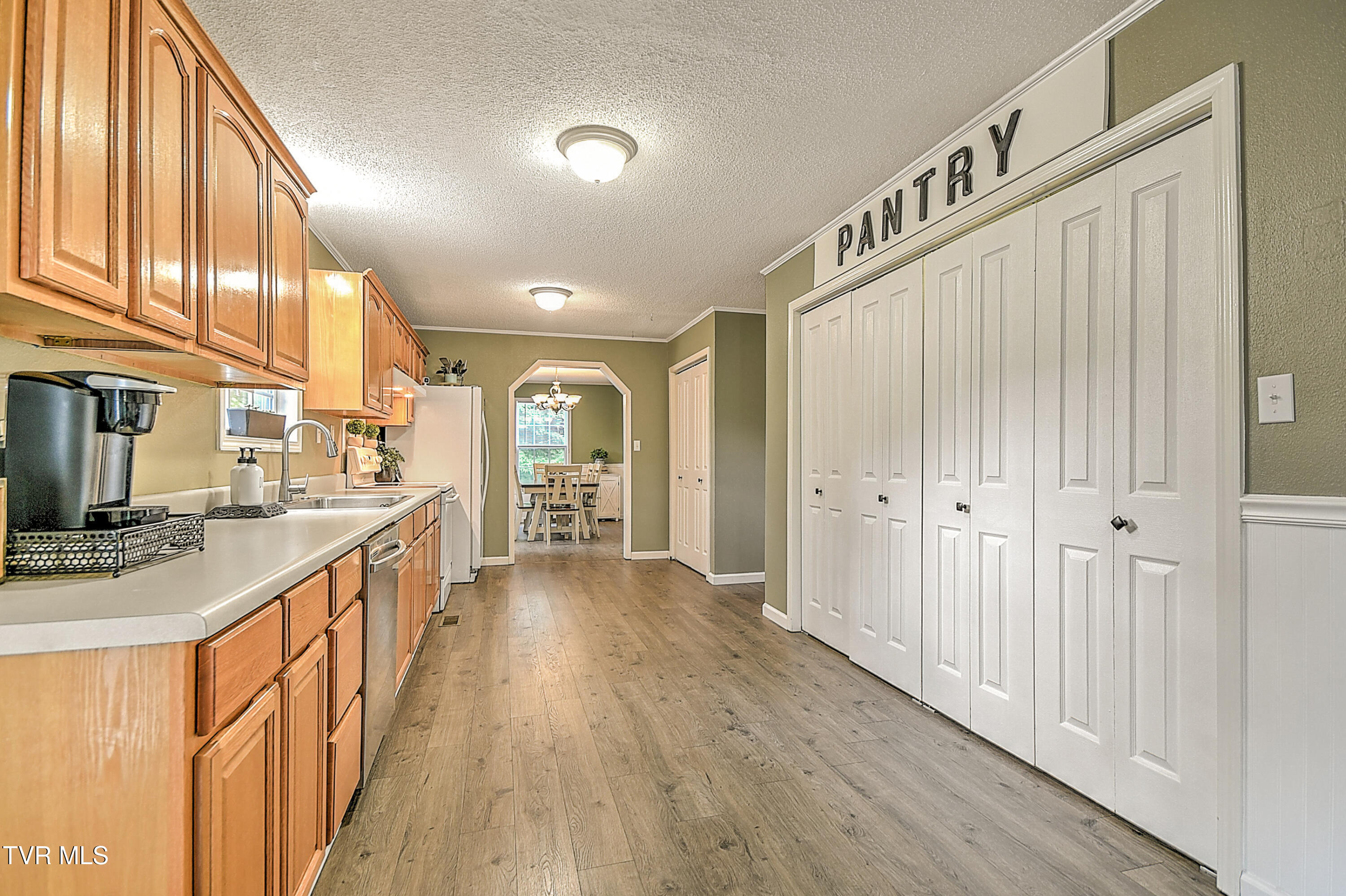 147 Fiddlers Branch Road Hampton, TN 37658 - Photo 13 of 67 147 Fiddlers Branch JF-13