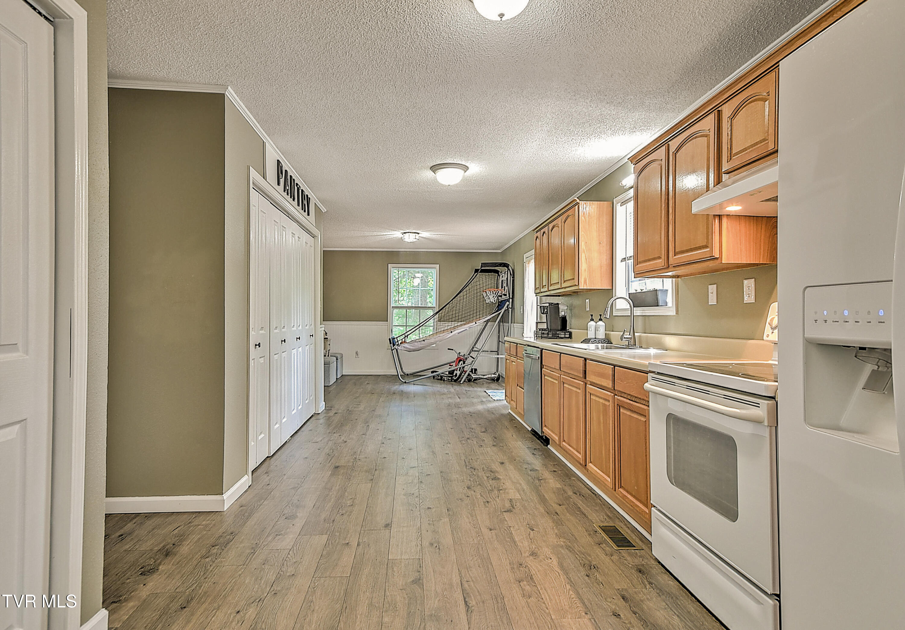 147 Fiddlers Branch Road Hampton, TN 37658 - Photo 16 of 67 147 Fiddlers Branch JF-17