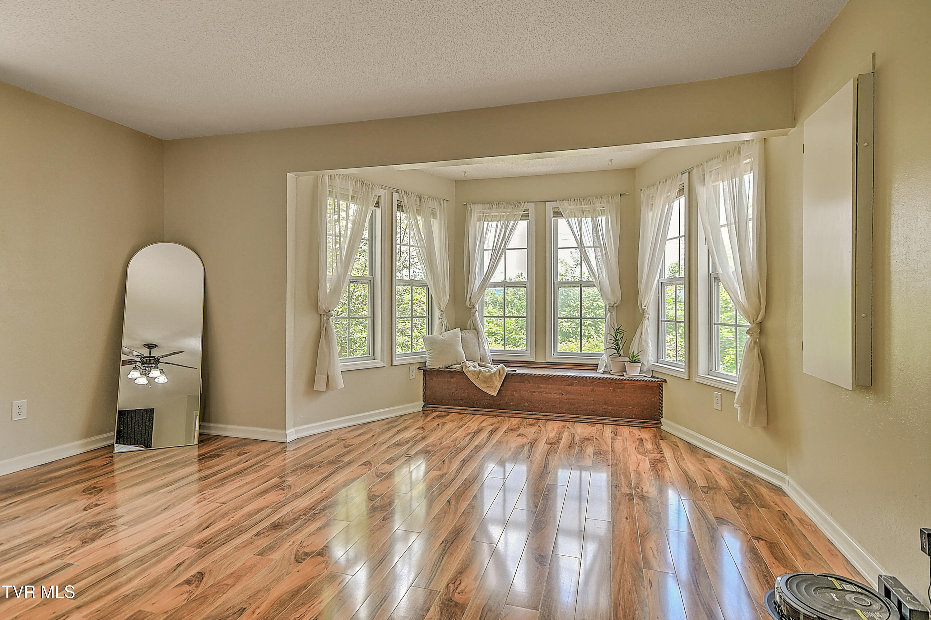 147 Fiddlers Branch Road Hampton, TN 37658 - Photo 26 of 67 147 Fiddlers Branch JF-28