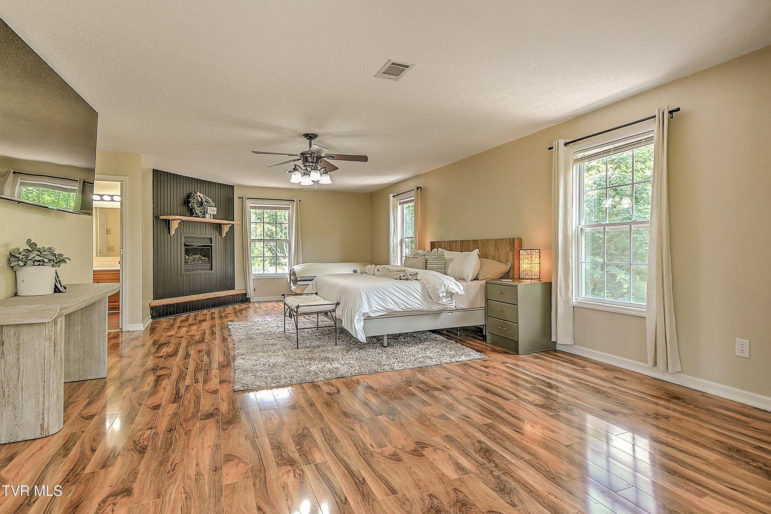 147 Fiddlers Branch Road Hampton, TN 37658 - Photo 27 of 67 147 Fiddlers Branch JF-29