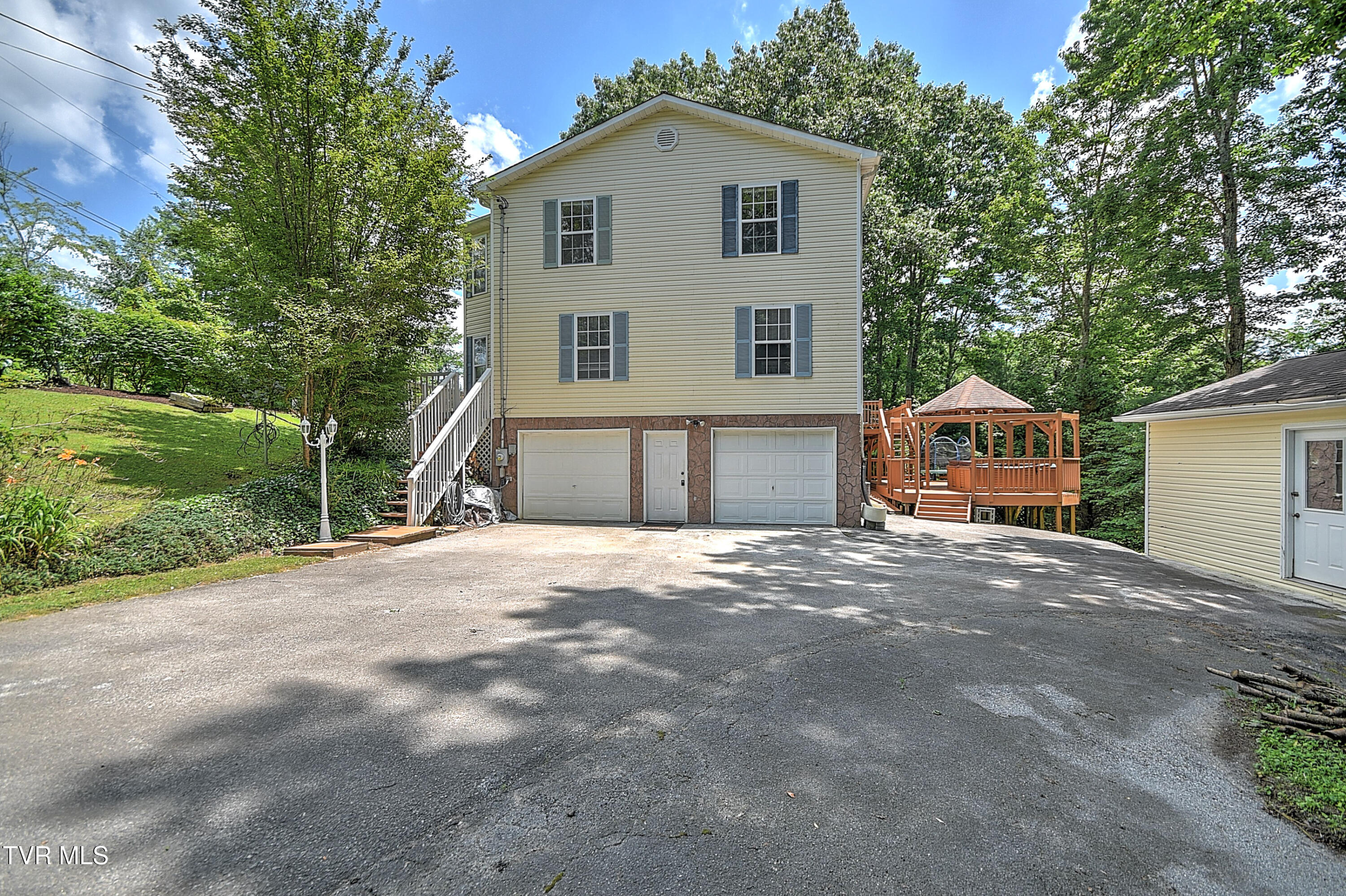 147 Fiddlers Branch Road Hampton, TN 37658 - Photo 66 of 67 147 Fiddlers Branch JF-71