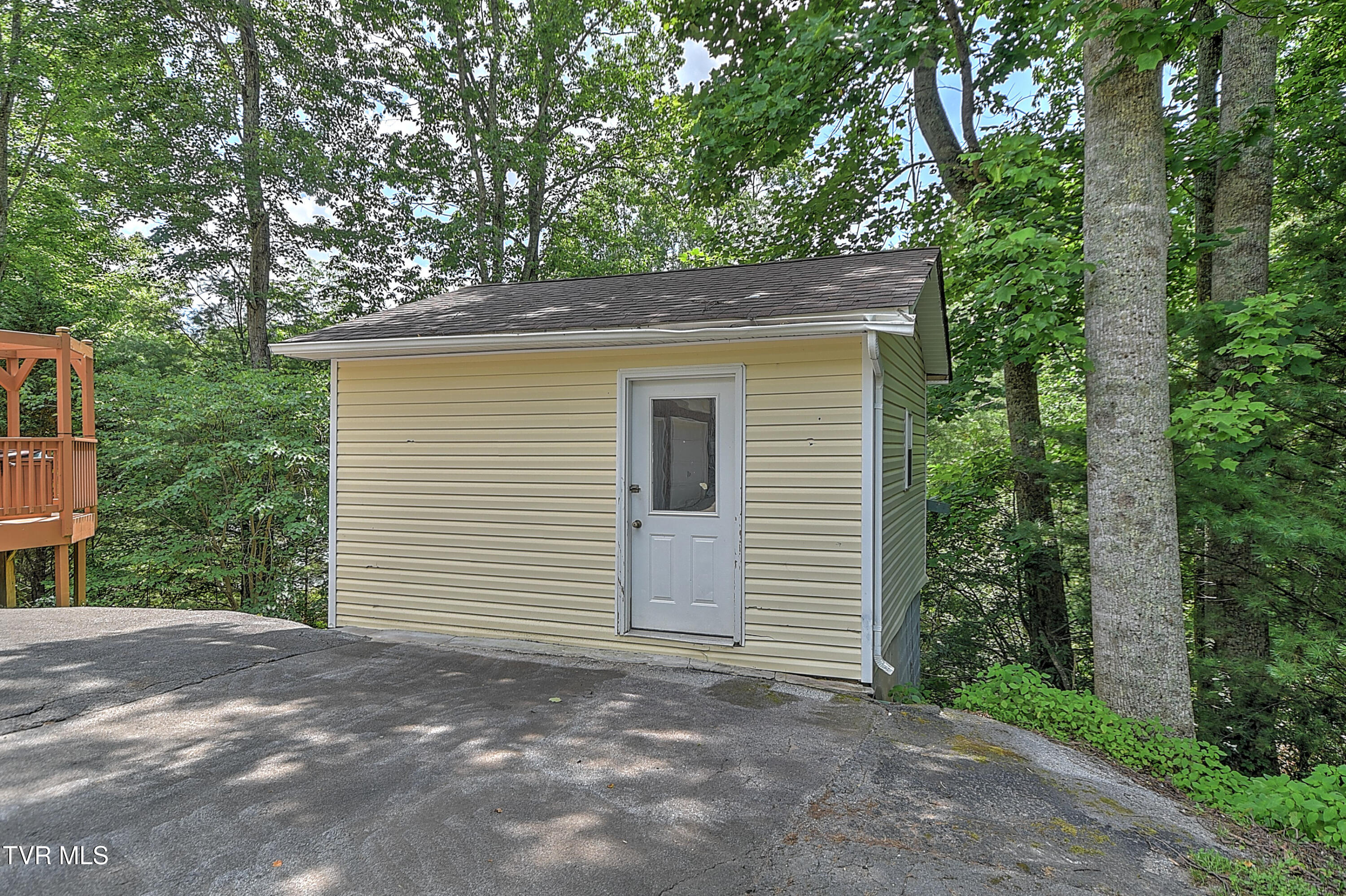 147 Fiddlers Branch Road Hampton, TN 37658 - Photo 67 of 67 147 Fiddlers Branch JF-72