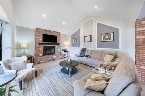 $975,000 | 10020 Southwest 83rd Street, Miami, FL 33173