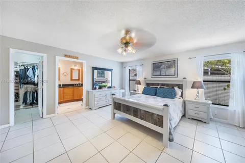 $975,000 | 10020 Southwest 83rd Street, Miami, FL 33173