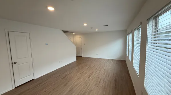 $2,000 | 18926 Panzini Drive, New Caney, TX 77357