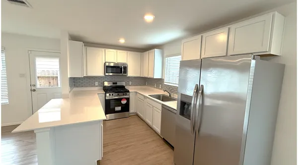 $2,000 | 18926 Panzini Drive, New Caney, TX 77357