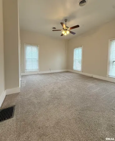 $224,900 | 1206 South Clay Avenue, Jacksonville, IL 62650