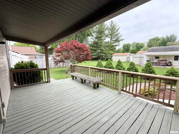 $224,900 | 1206 South Clay Avenue, Jacksonville, IL 62650