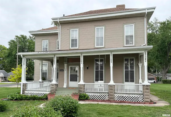 $224,900 | 1206 South Clay Avenue, Jacksonville, IL 62650