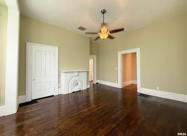 $224,900 | 1206 South Clay Avenue, Jacksonville, IL 62650