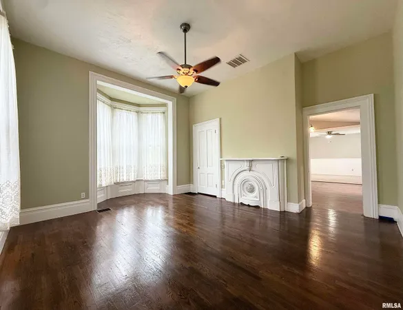 $224,900 | 1206 South Clay Avenue, Jacksonville, IL 62650